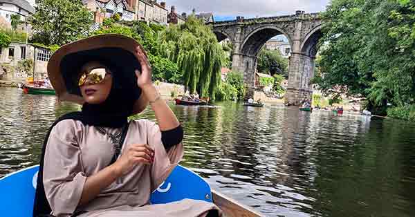 Day trip on a river